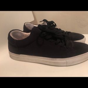 M blue suede two boot New York -sax fifth avenu